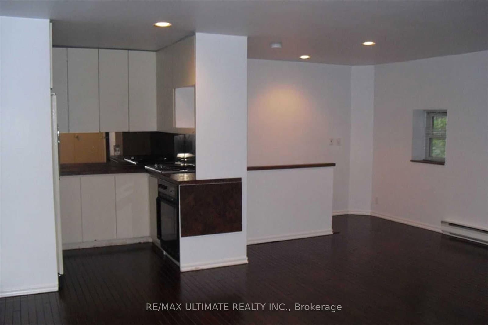 93 Spadina Road thumbnail 10