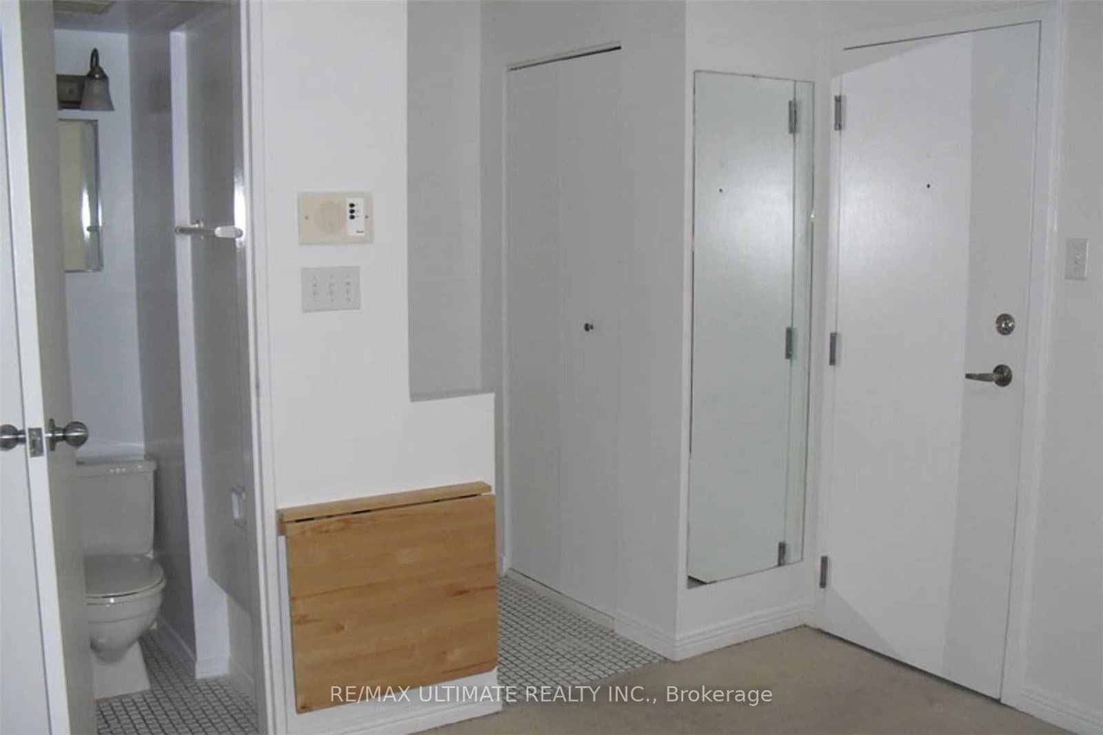93 Spadina Road thumbnail 21