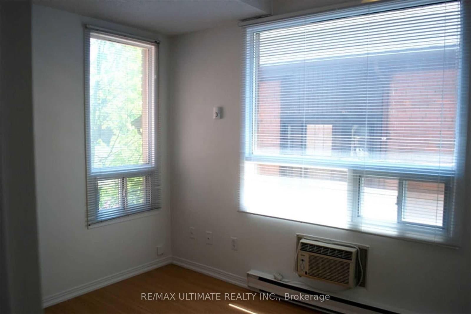93 Spadina Road thumbnail 28