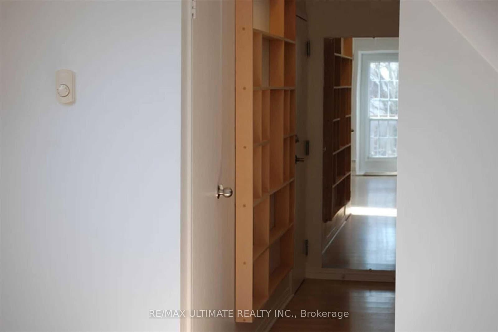 93 Spadina Road thumbnail 36