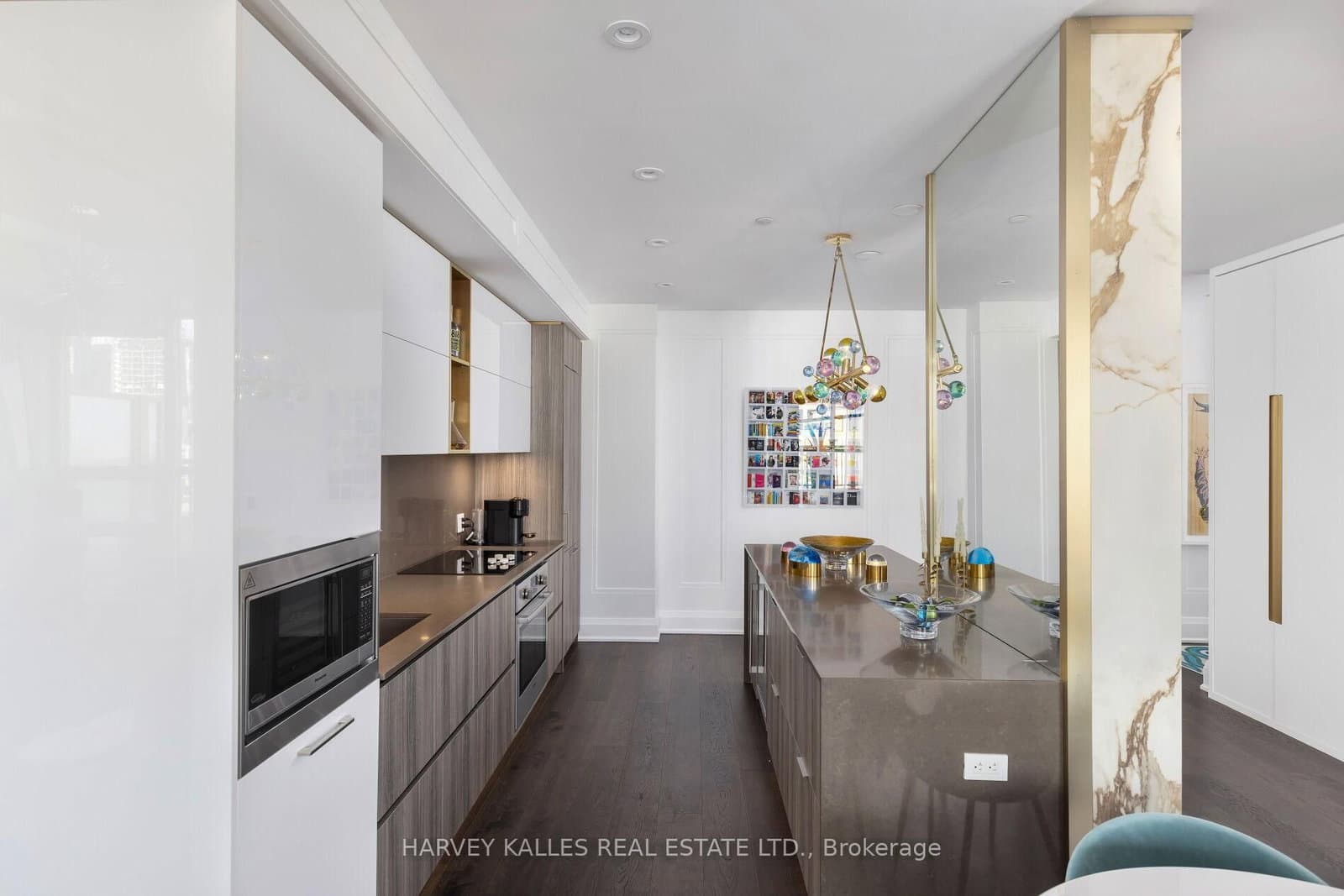 151 Avenue Road, Unit 805 thumbnail 20