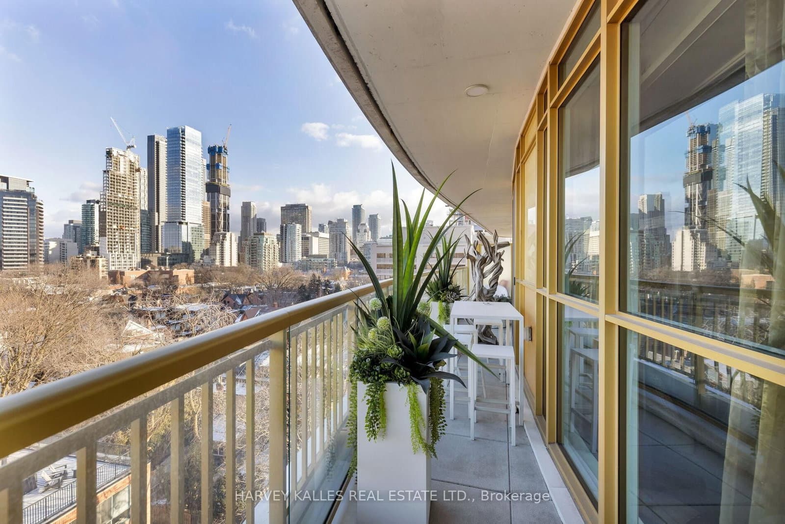 151 Avenue Road, Unit 805 thumbnail 13