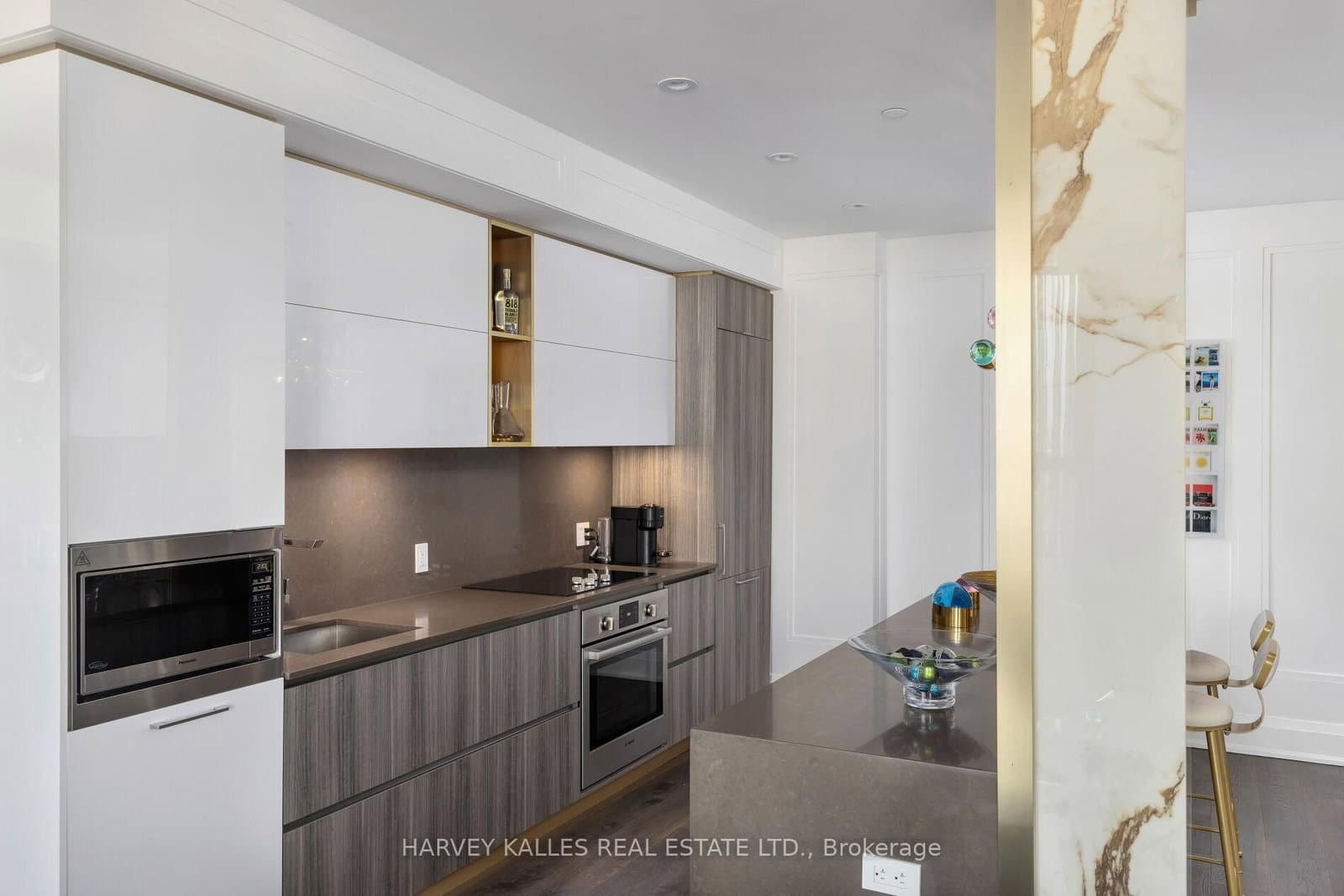 151 Avenue Road, Unit 805 thumbnail 19