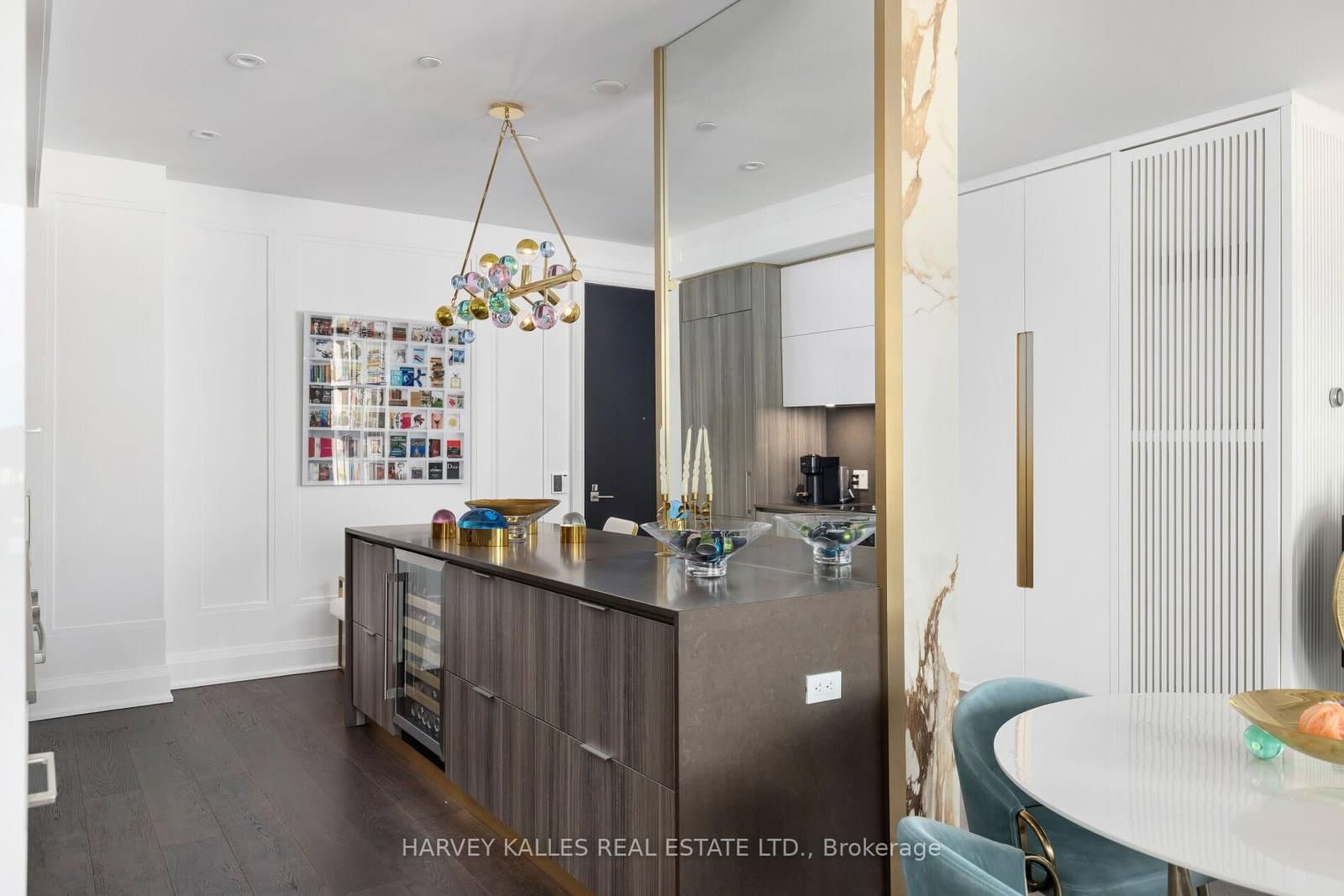 151 Avenue Road, Unit 805 thumbnail 22