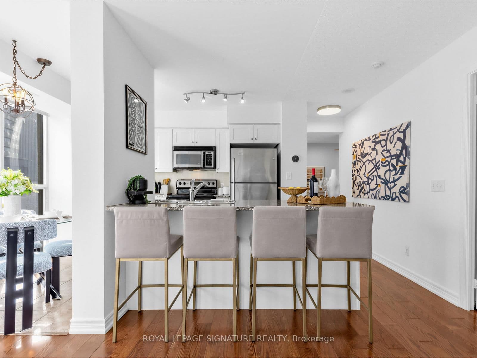 30 Grand Trunk Crescent, Unit 3906 thumbnail 10