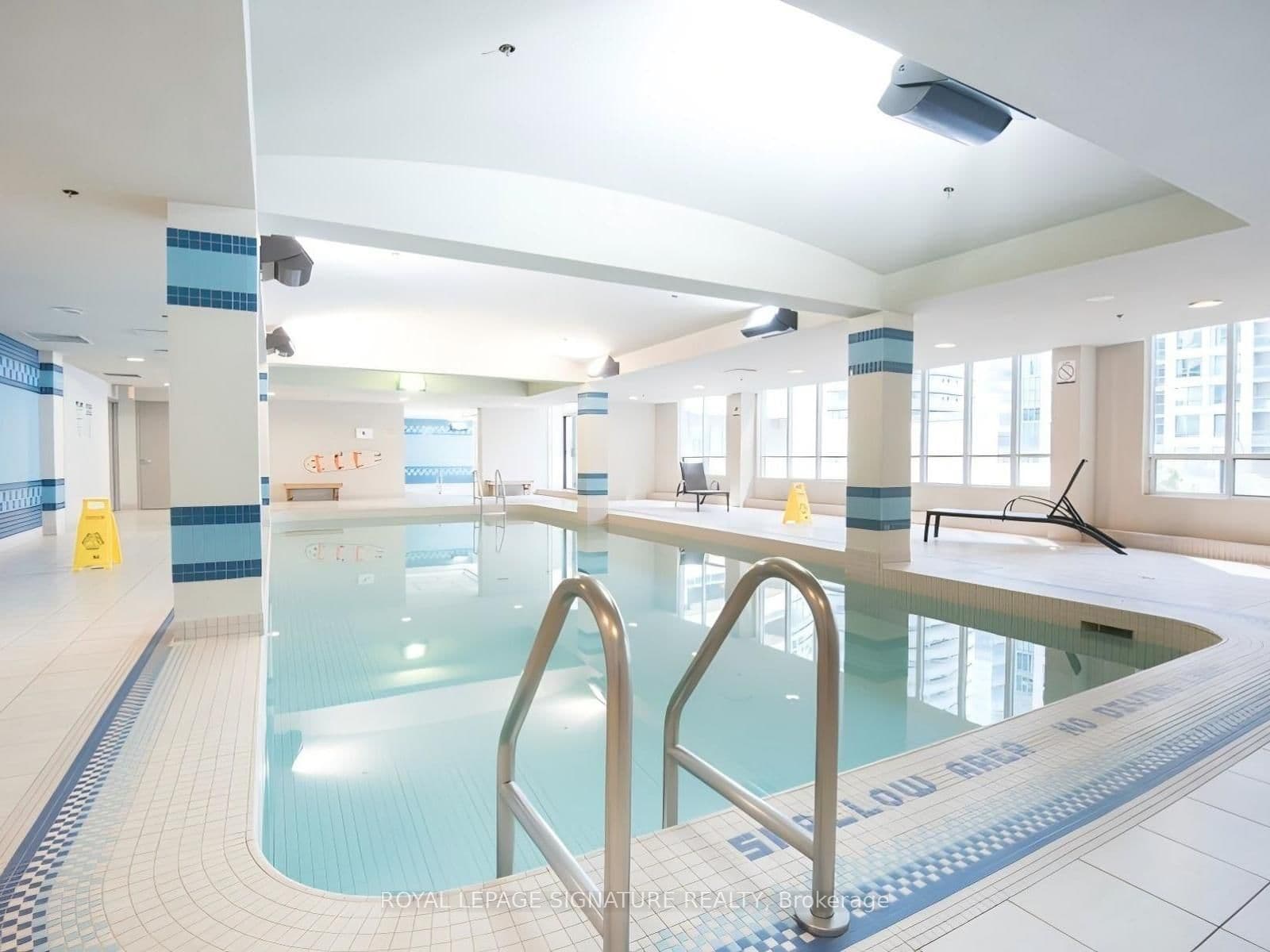 30 Grand Trunk Crescent, Unit 3906 thumbnail 18