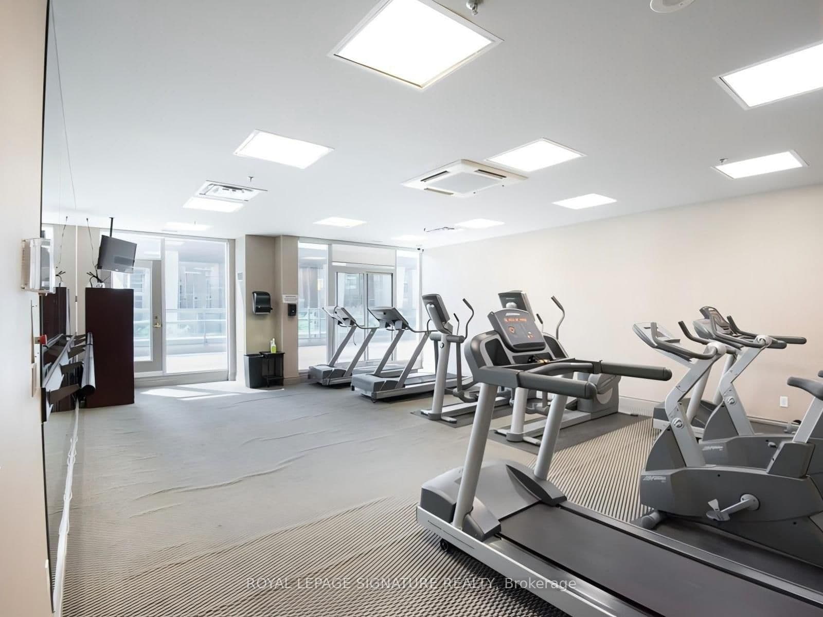 30 Grand Trunk Crescent, Unit 3906 thumbnail 19