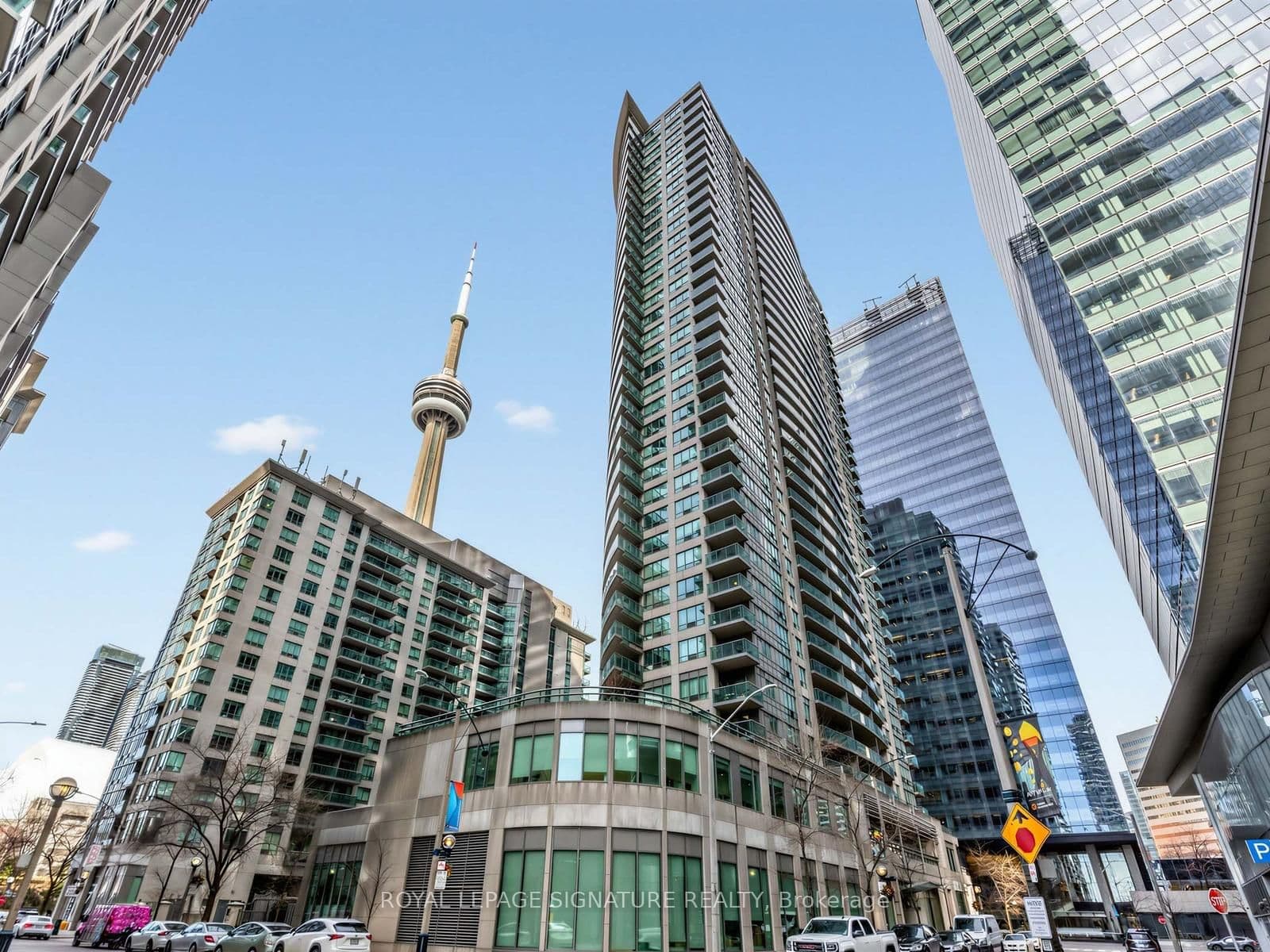 30 Grand Trunk Crescent, Unit 3906 thumbnail 3