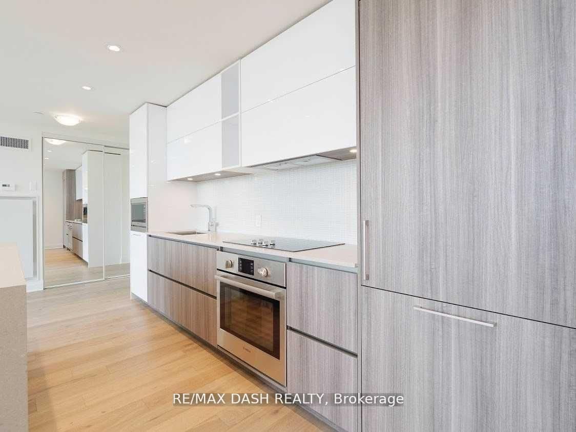151 AVENUE Road, Unit 602 thumbnail 9