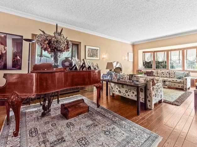 287 RUSSELL HILL Road thumbnail 16