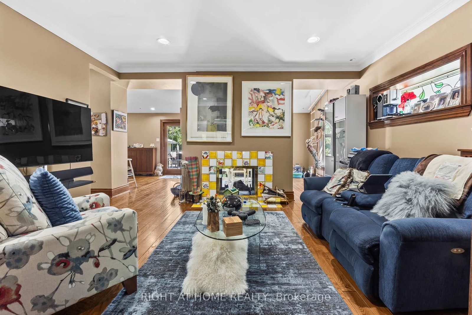 287 RUSSELL HILL Road thumbnail 41