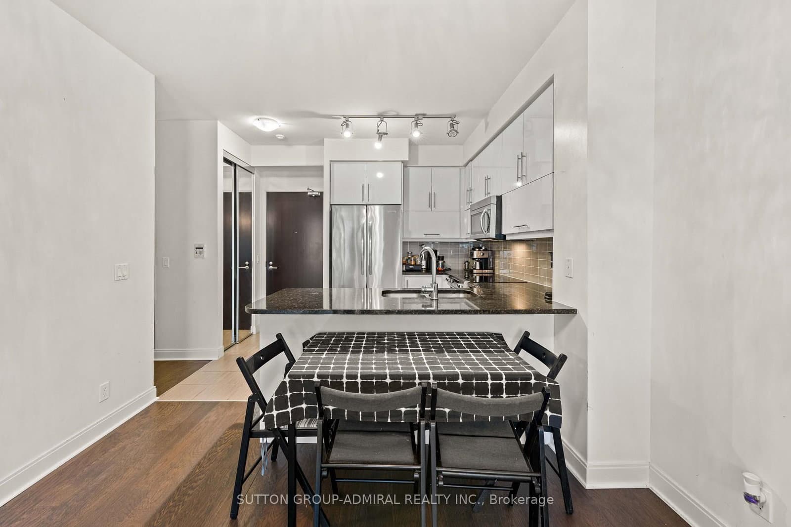 825 Church Street, Unit 516 thumbnail 14
