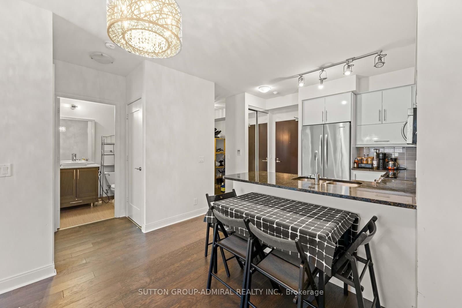 825 Church Street, Unit 516 thumbnail 15