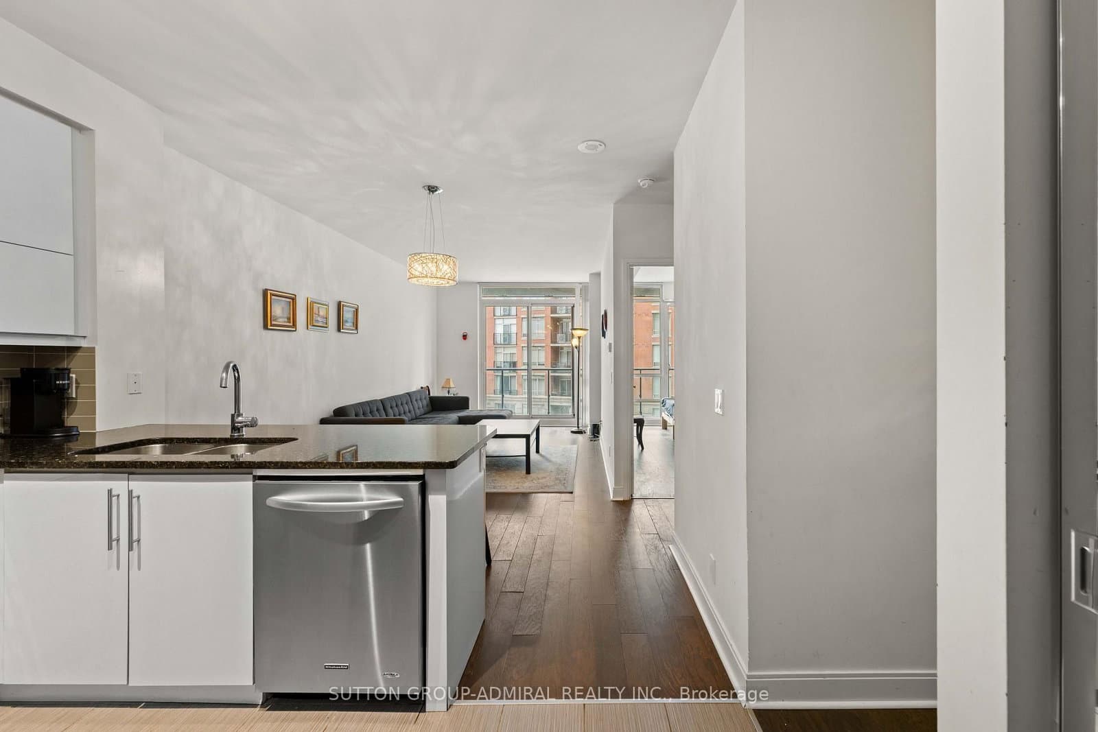 825 Church Street, Unit 516 thumbnail 4