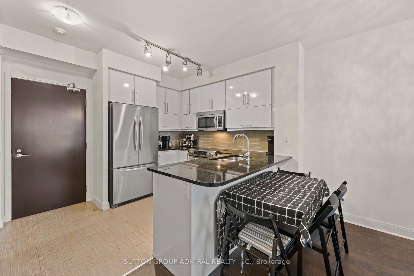 825 Church Street, Unit 516 thumbnail 7