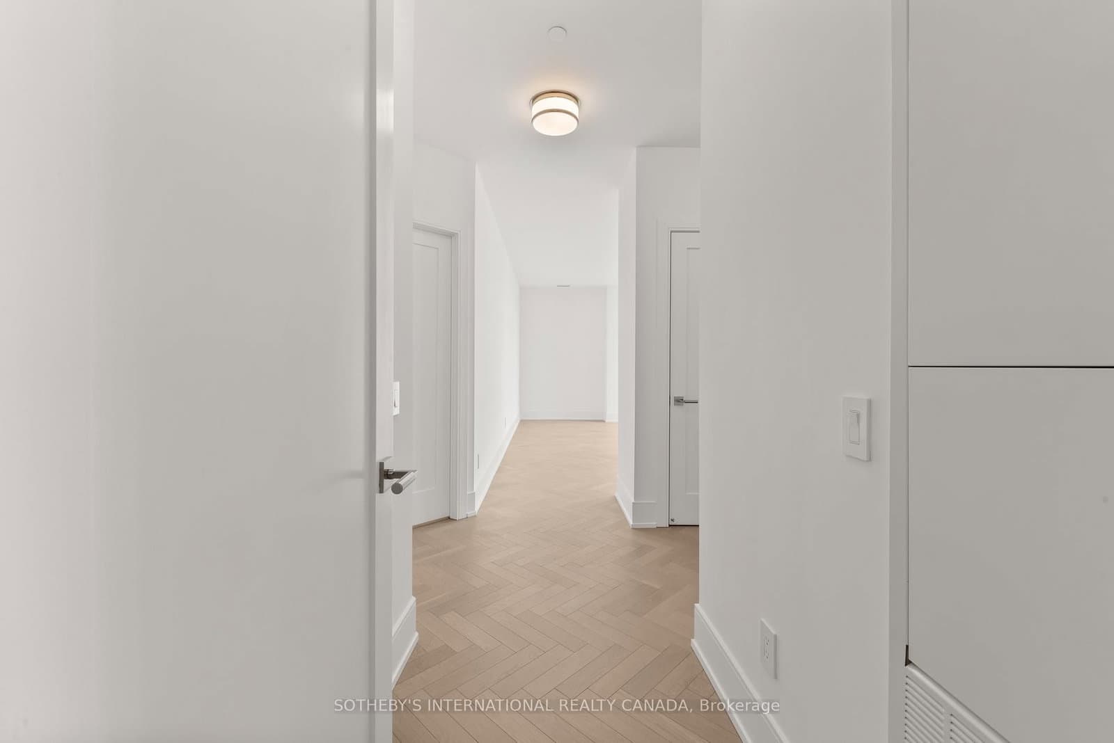 155 Merchants' Wharf, Unit 1322 thumbnail 30