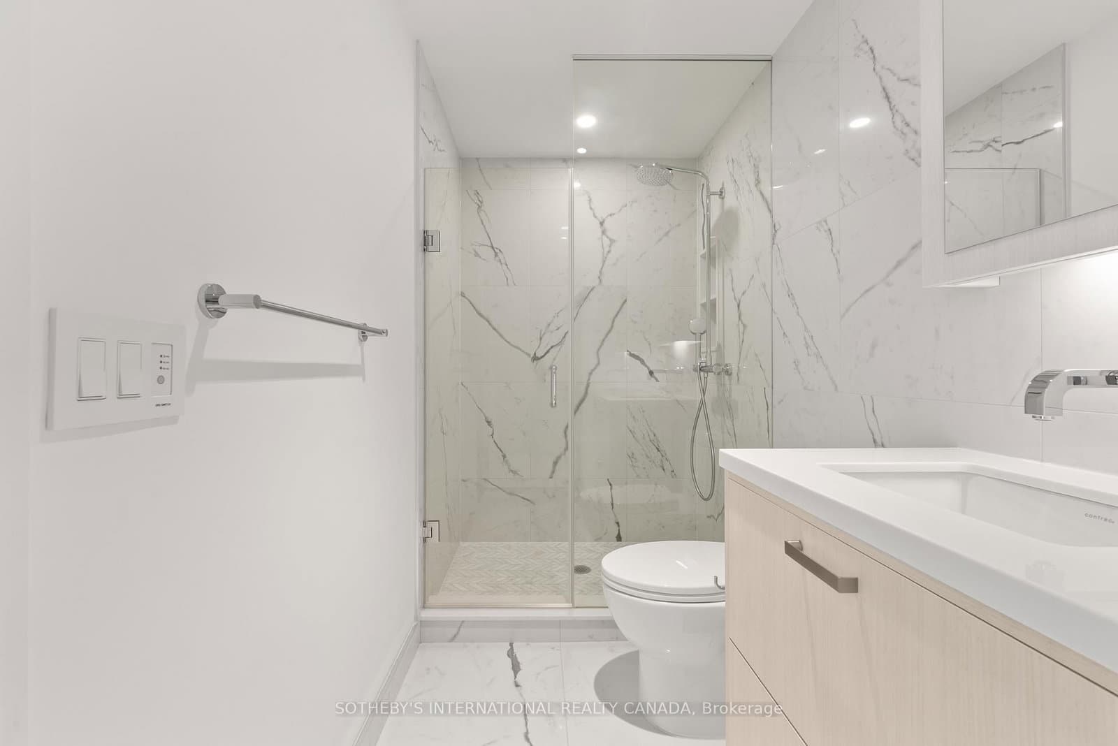 155 Merchants' Wharf, Unit 1322 thumbnail 36