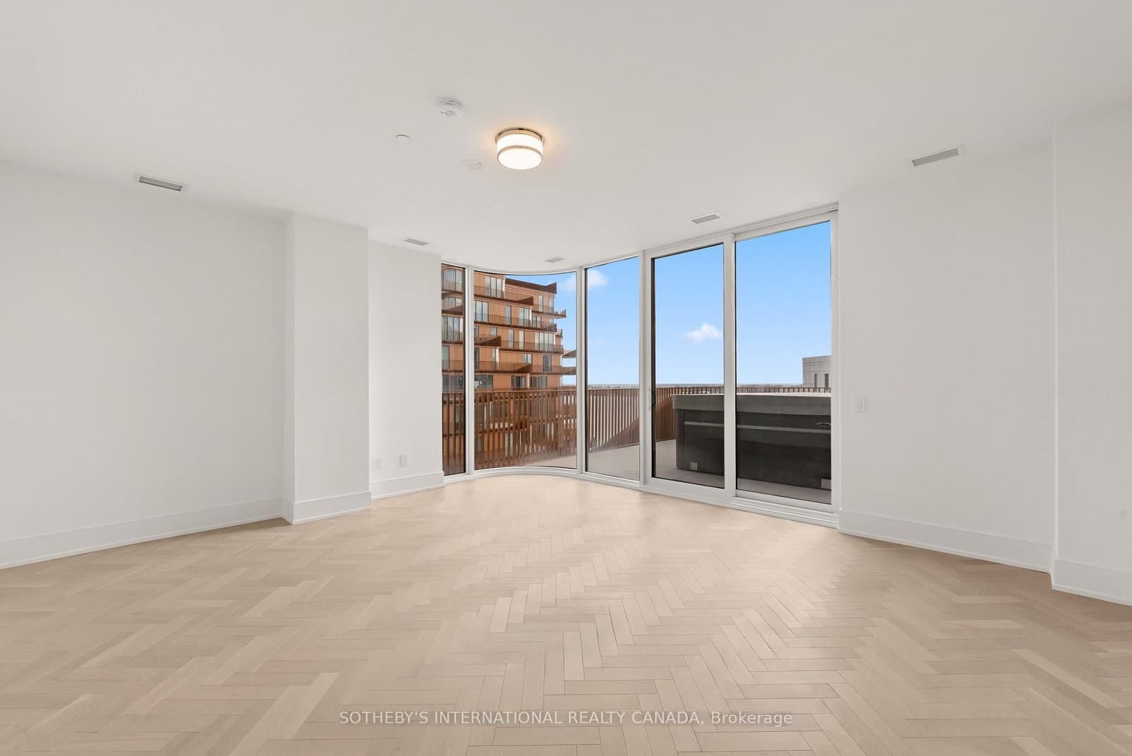 155 Merchants' Wharf, Unit 1322 thumbnail 37
