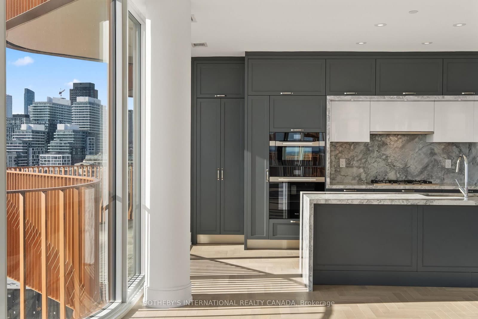 155 Merchants' Wharf, Unit 1322 thumbnail 5