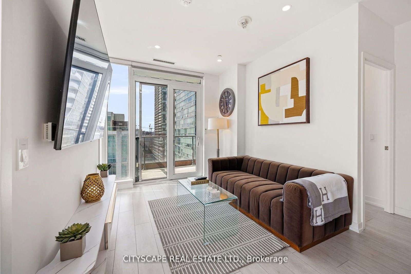 55 Mercer Street S, Unit 1802 thumbnail 15