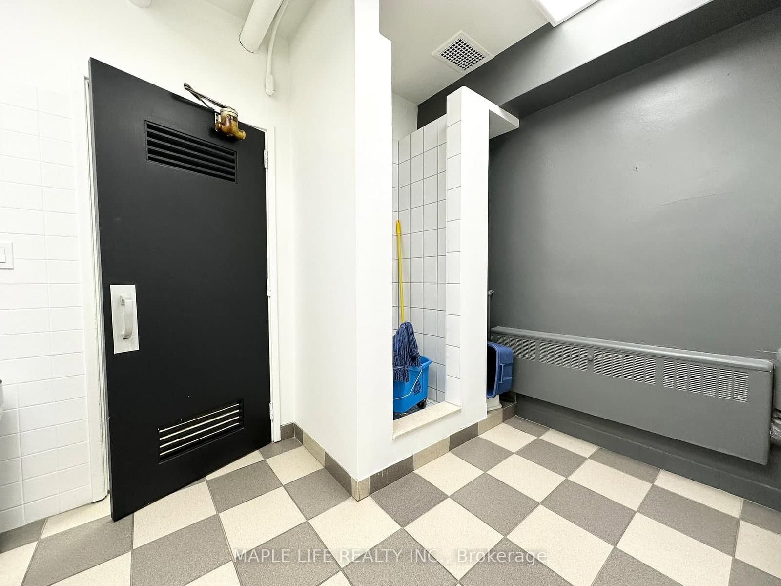901 Yonge Street, Unit Lower thumbnail 10