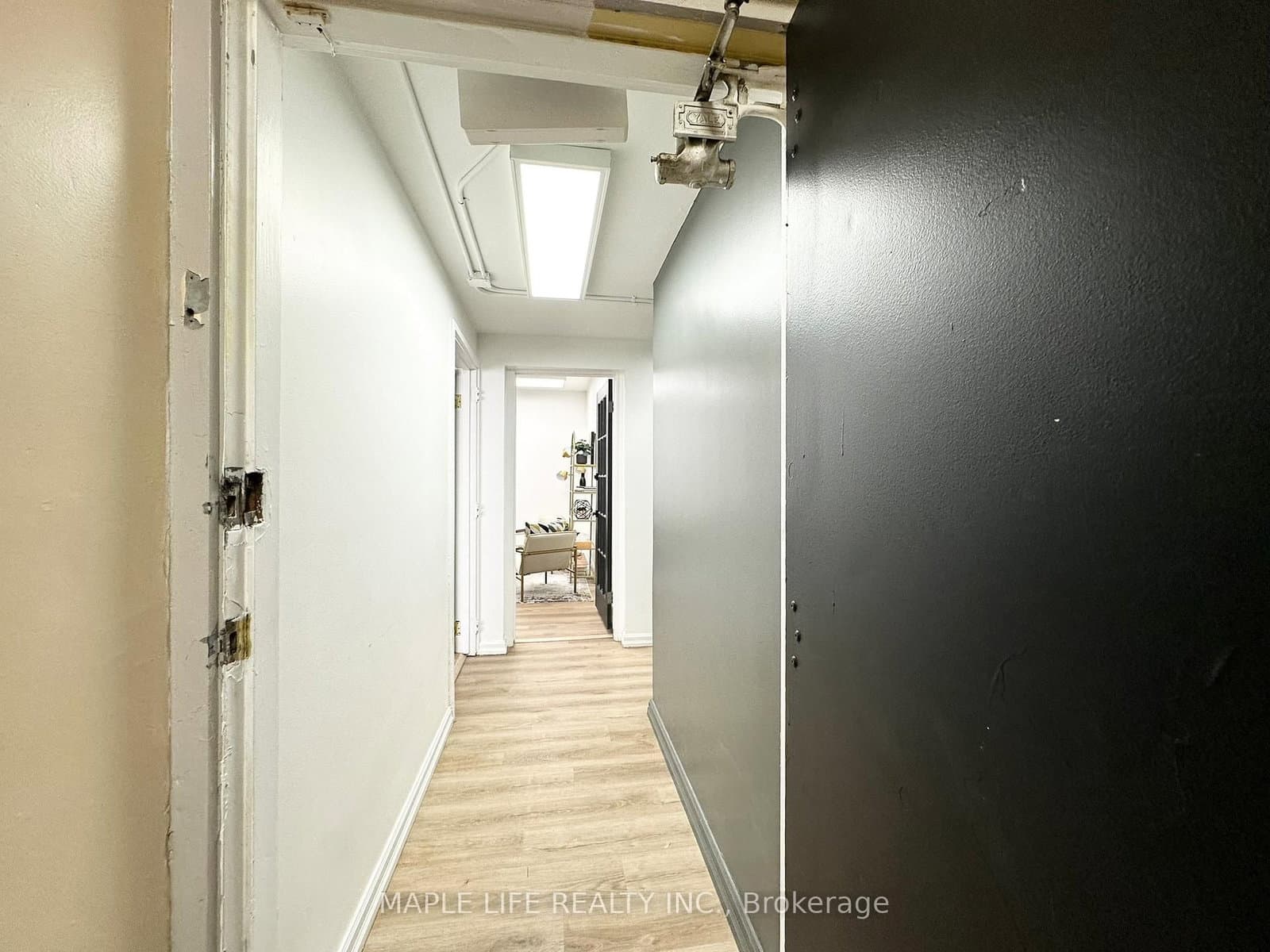 901 Yonge Street, Unit Lower thumbnail 26