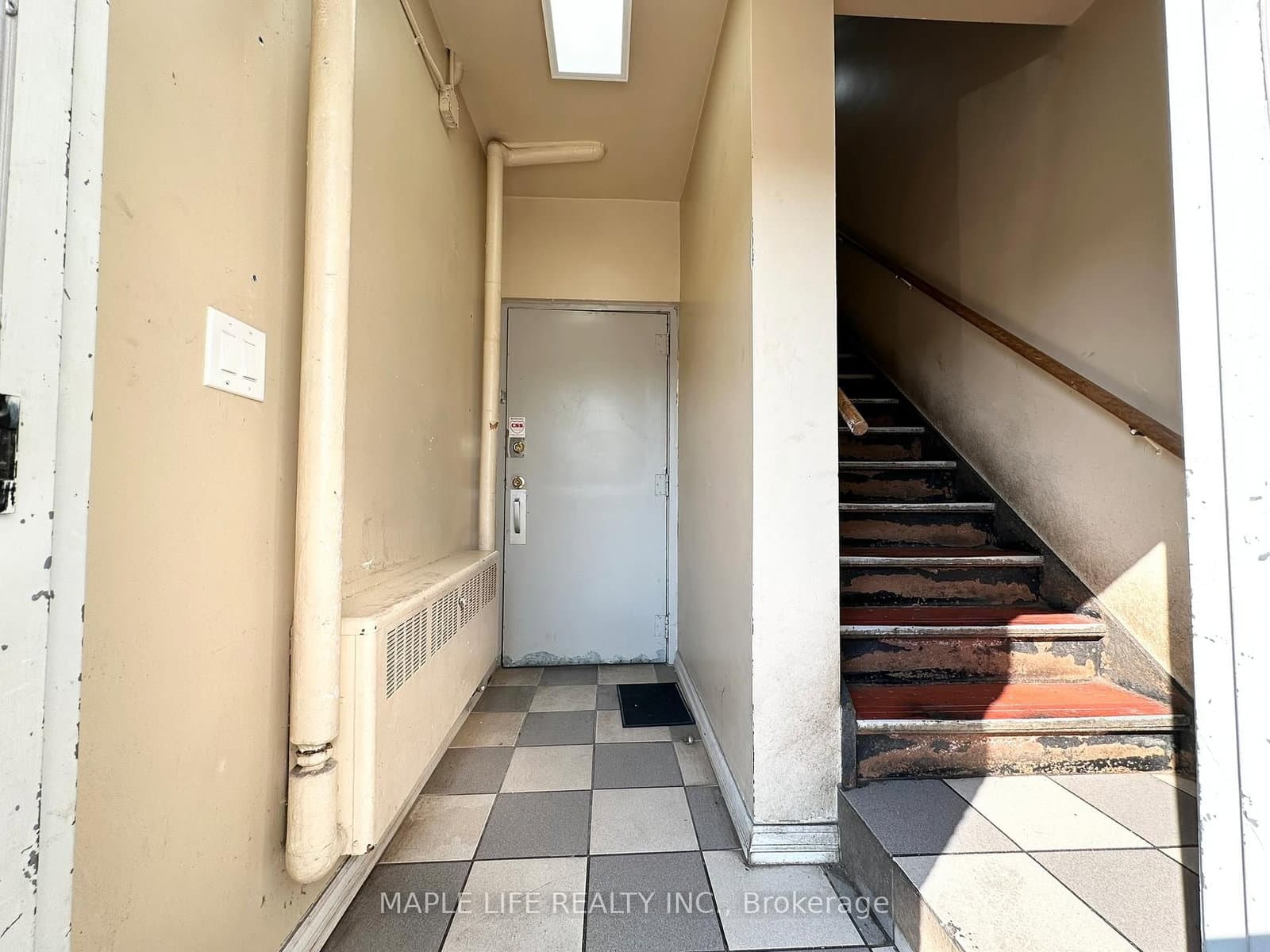 901 Yonge Street, Unit Lower thumbnail 32