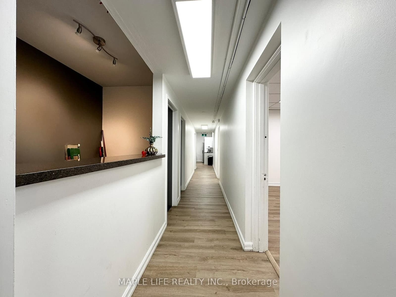 901 Yonge Street, Unit Lower thumbnail 4