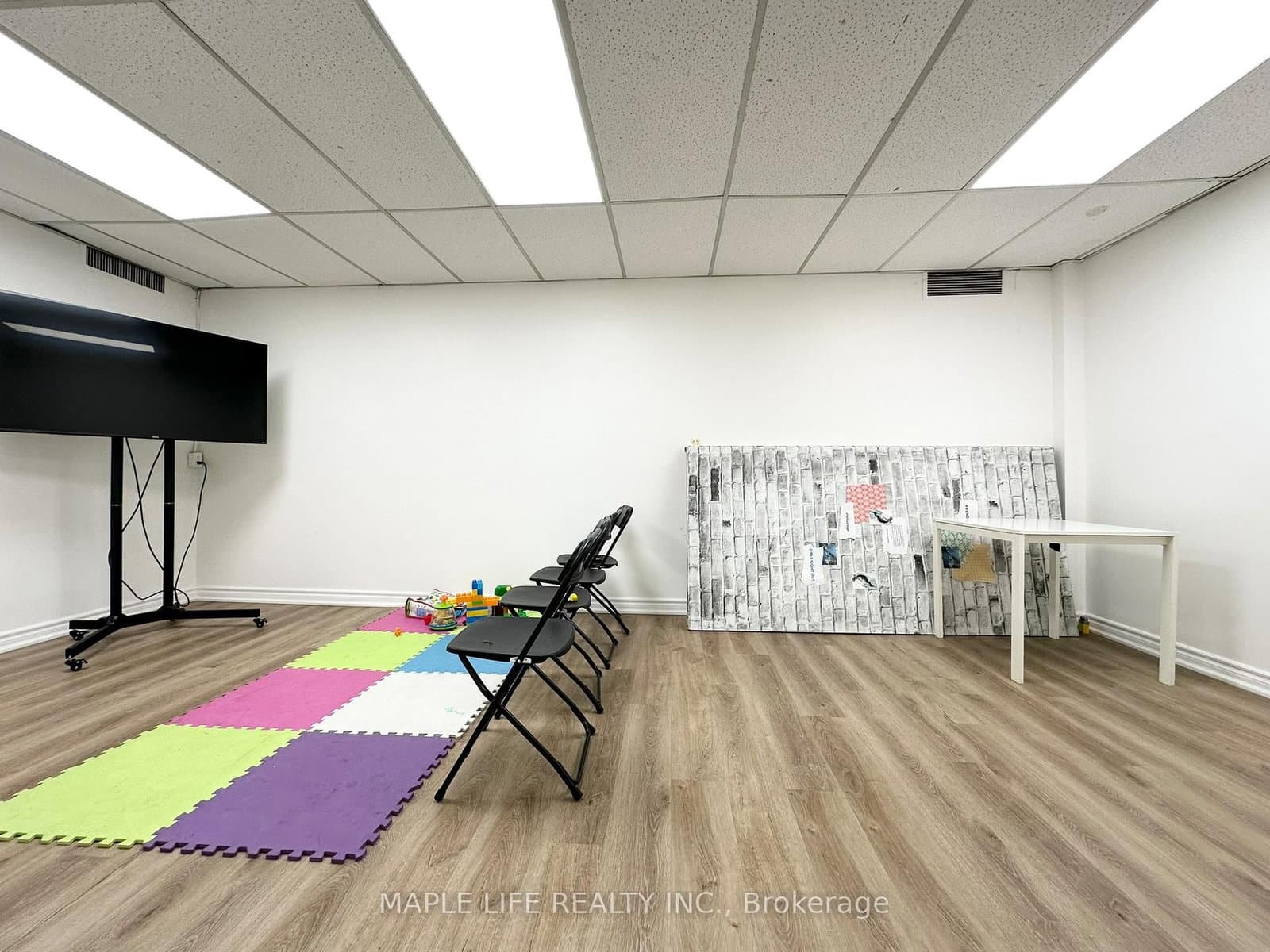 901 Yonge Street, Unit Lower thumbnail 5