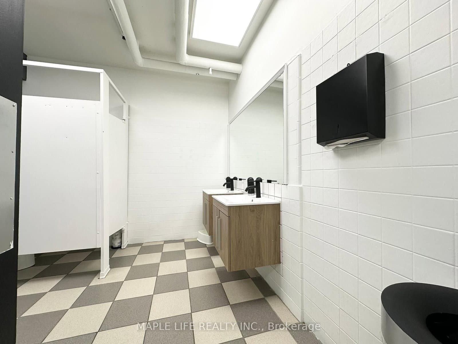 901 Yonge Street, Unit Lower thumbnail 9
