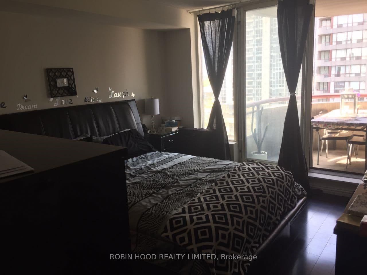 5765 Yonge Street, Unit 804 thumbnail 11