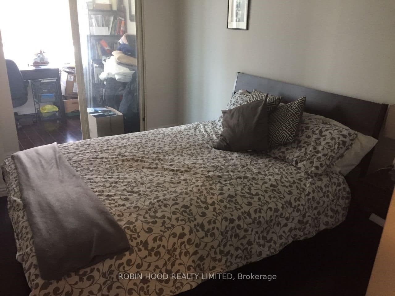 5765 Yonge Street, Unit 804 thumbnail 2