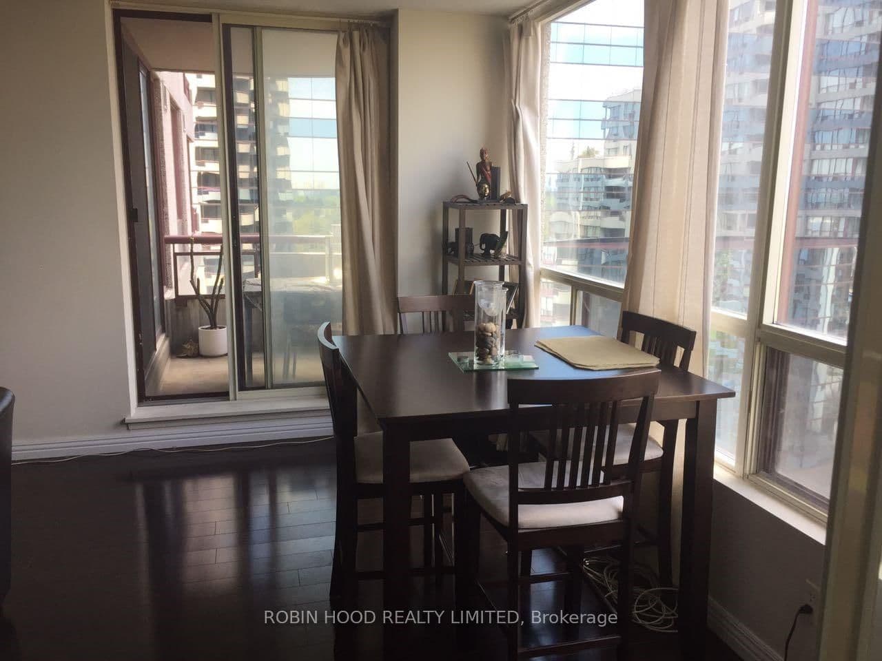 5765 Yonge Street, Unit 804 thumbnail 9