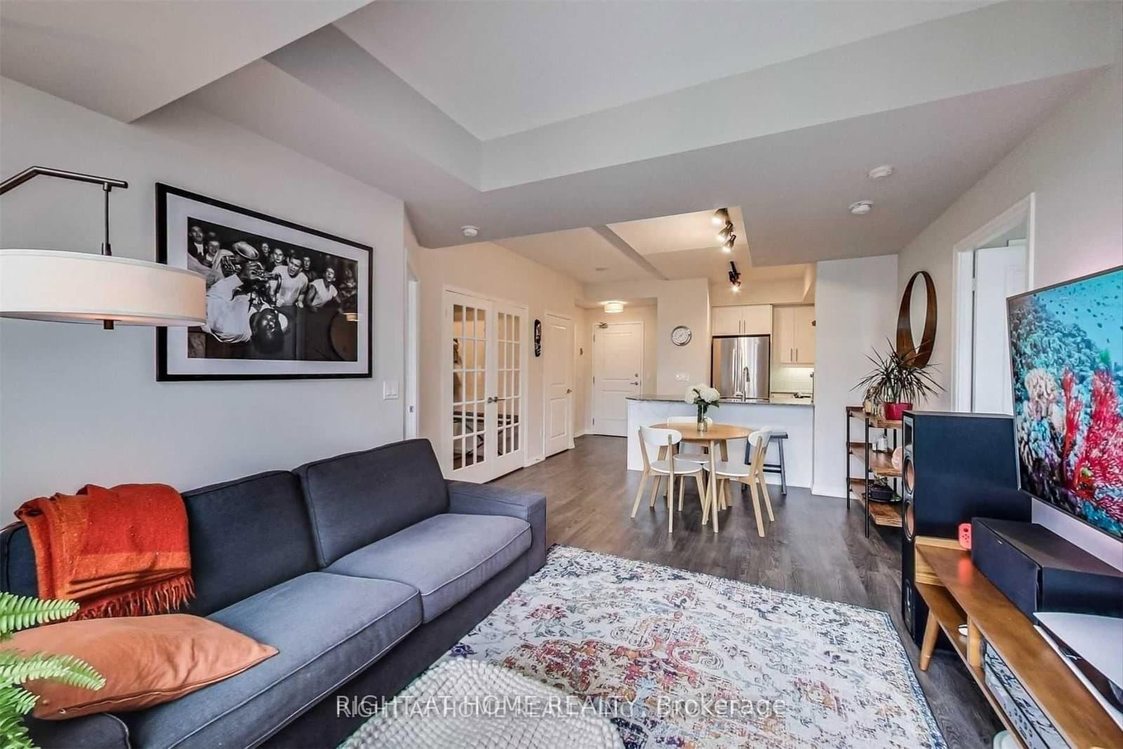 75 East Liberty Street, Unit 2401 thumbnail 2
