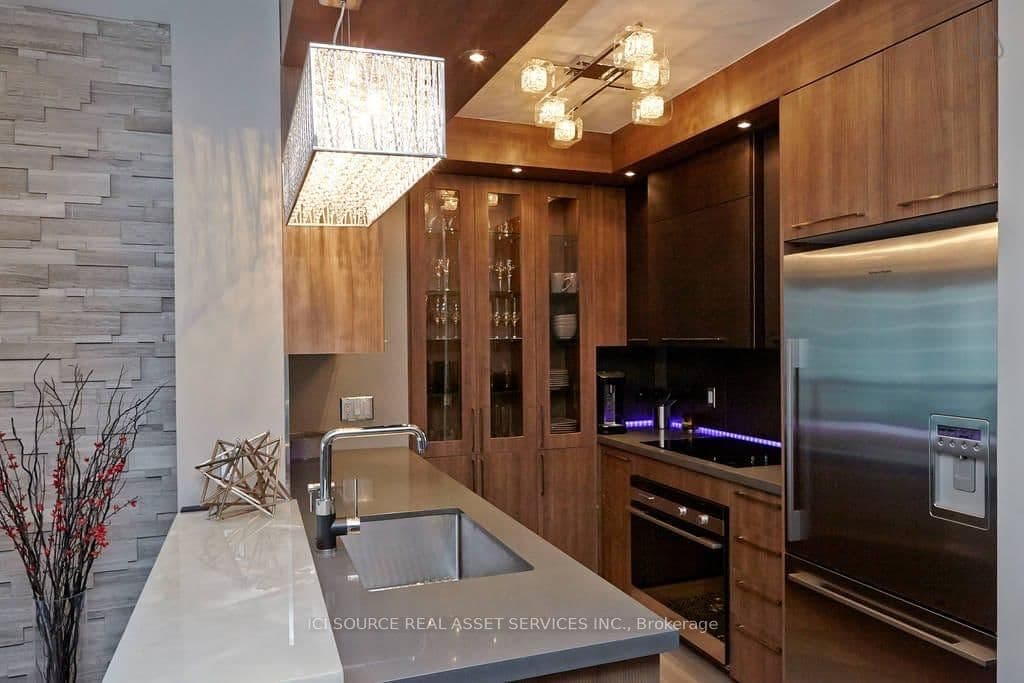10 Yonge Street, Unit 3604 thumbnail 6