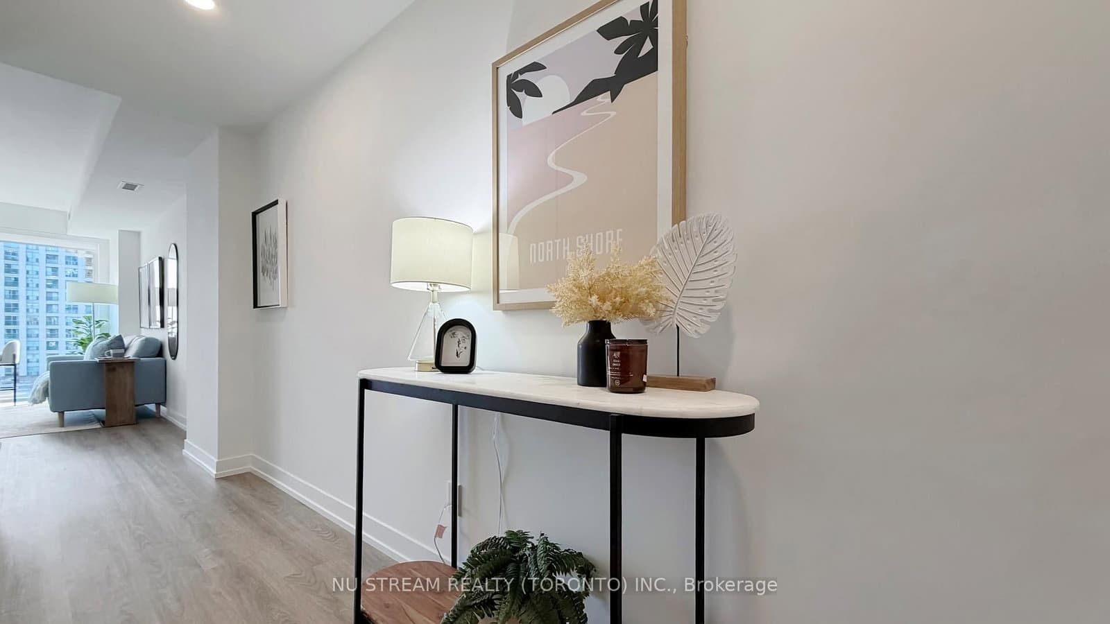 771 Yonge Street, Unit 2011 thumbnail 17