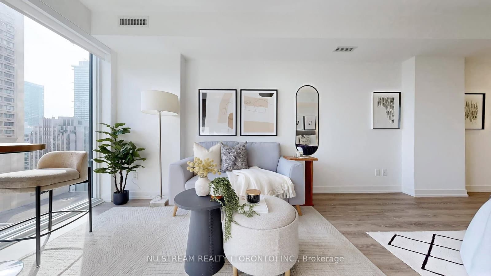 771 Yonge Street, Unit 2011 thumbnail 21