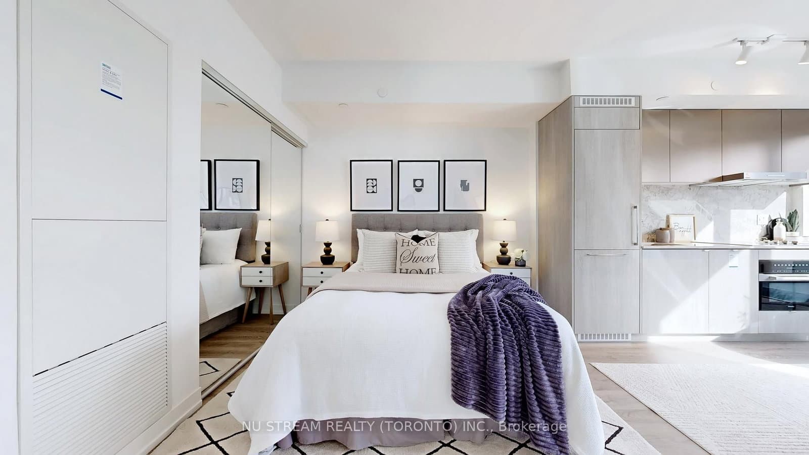 771 Yonge Street, Unit 2011 thumbnail 30