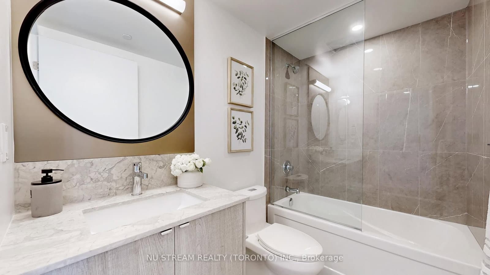771 Yonge Street, Unit 2011 thumbnail 33