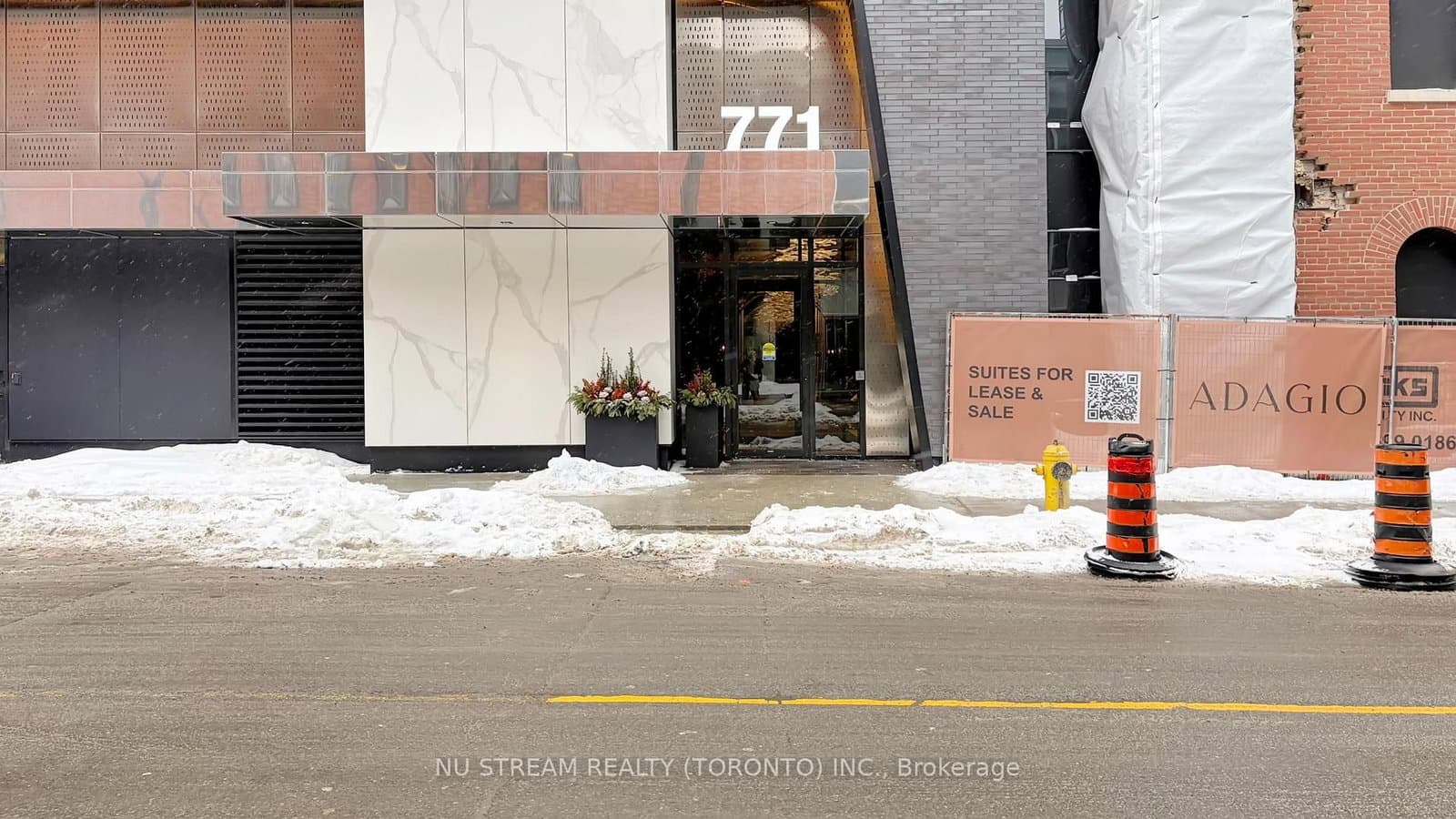 771 Yonge Street, Unit 2011 thumbnail 4