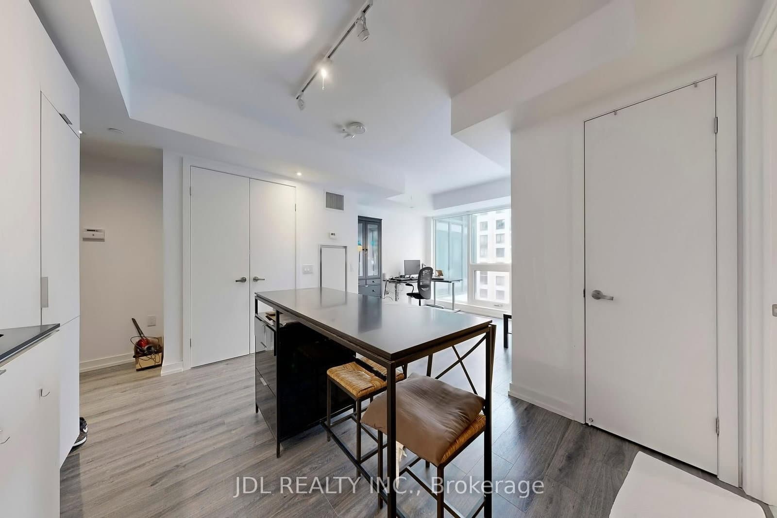 77 Shuter Street, Unit 501 thumbnail 19