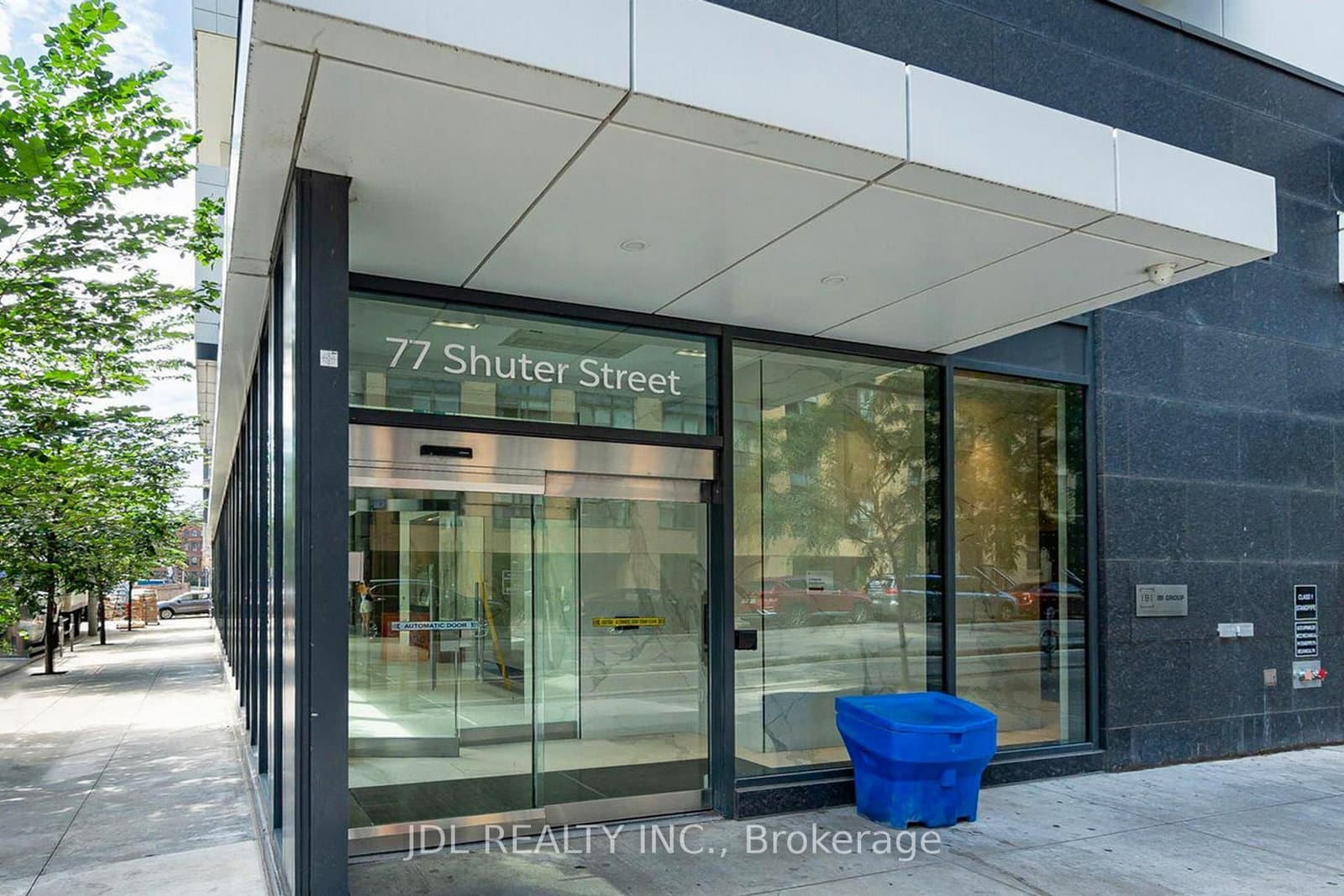 77 Shuter Street, Unit 501 thumbnail 3