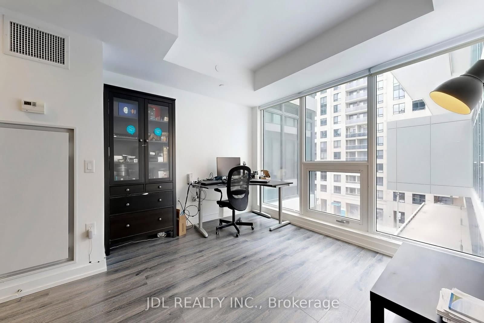 77 Shuter Street, Unit 501 thumbnail 8