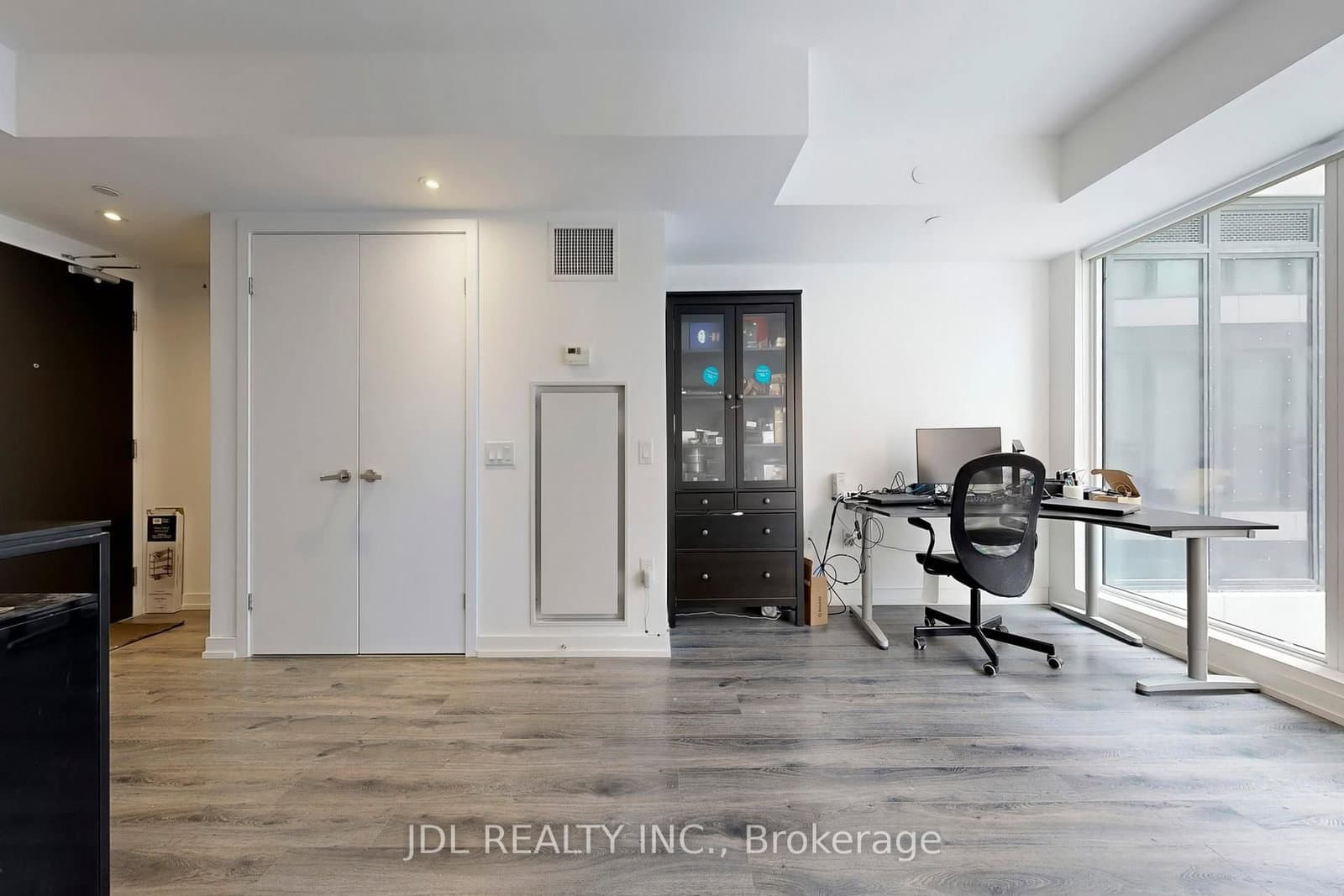 77 Shuter Street, Unit 501 thumbnail 9