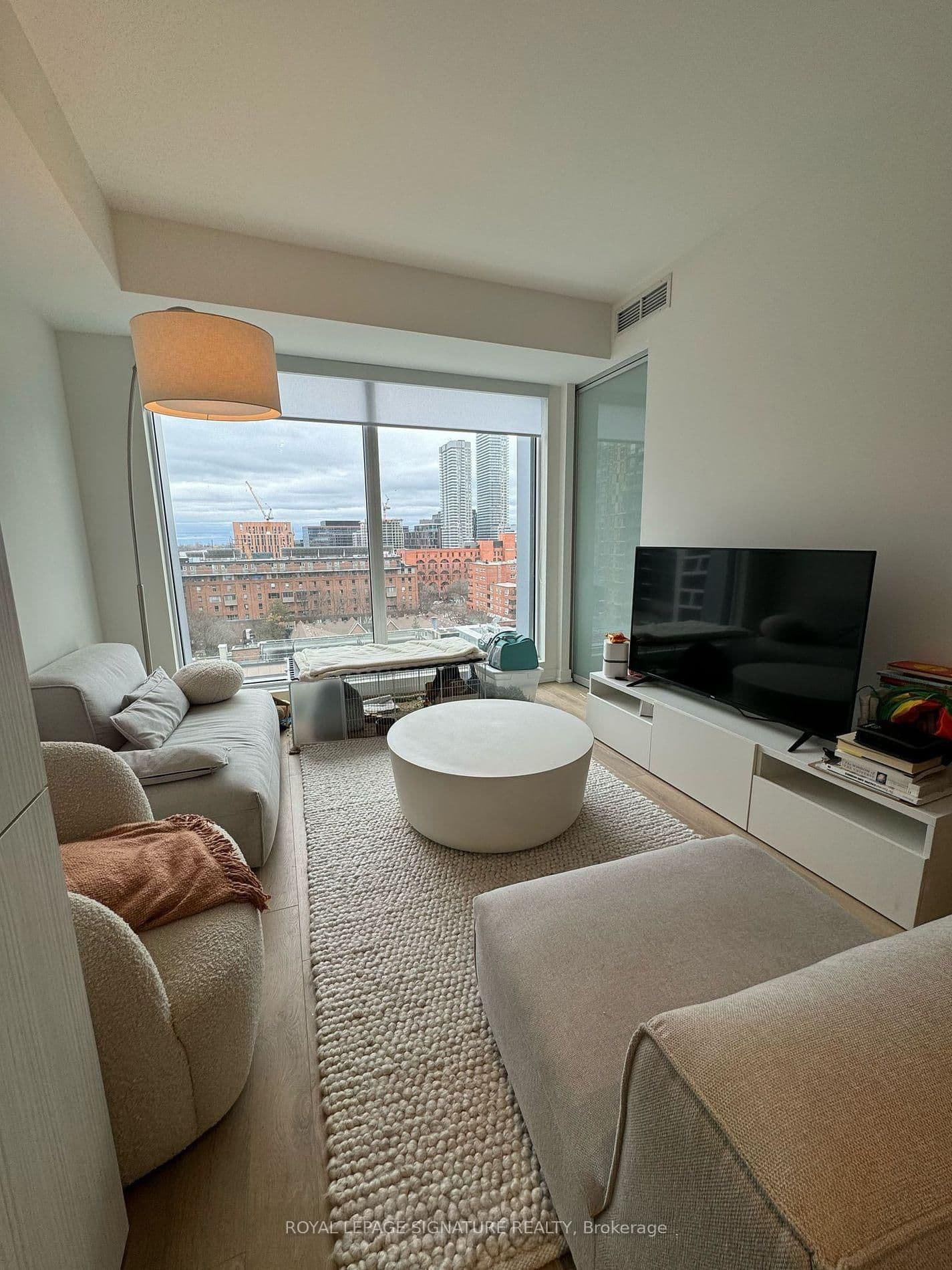 158 Front Street E, Unit 820 thumbnail 8