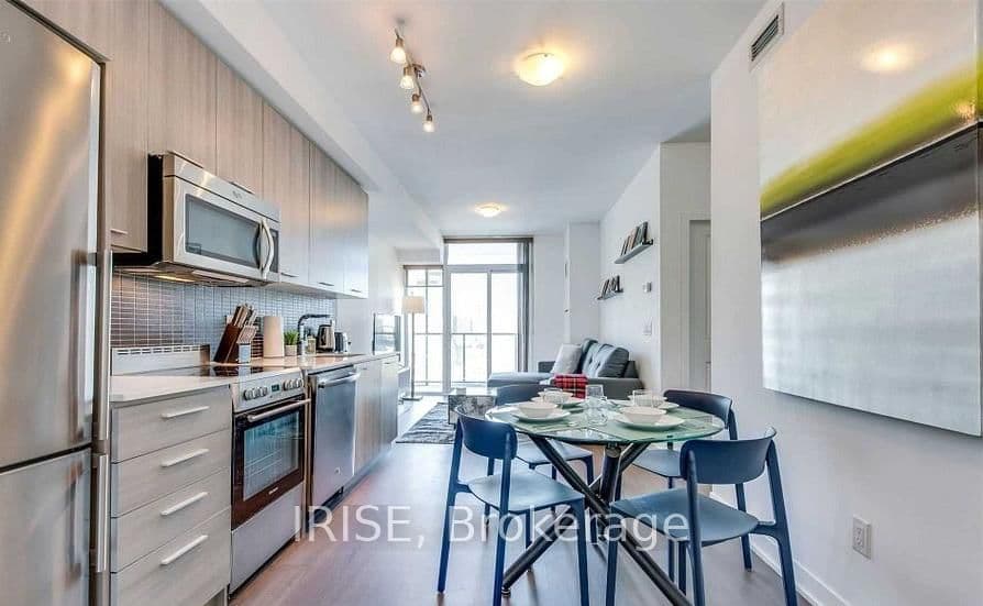 105 GEORGE Street, Unit 703 thumbnail 2