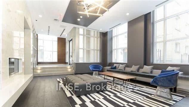 105 GEORGE Street, Unit 703 thumbnail 7
