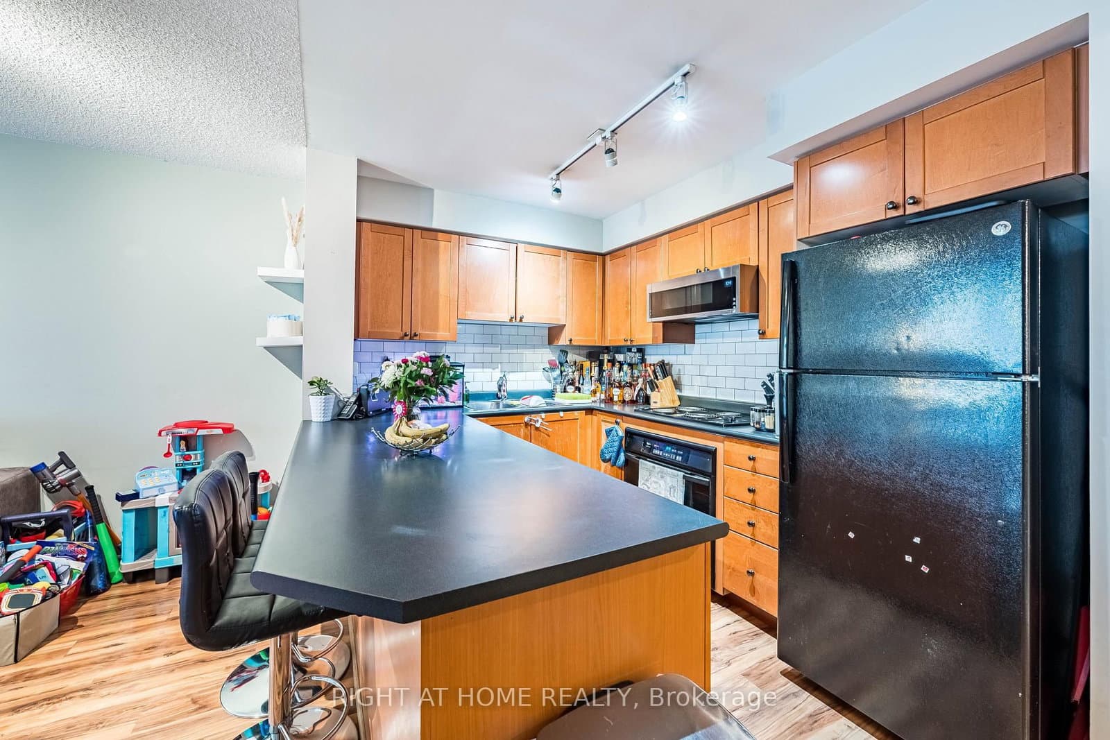 18 Stafford Street, Unit 602 thumbnail 14
