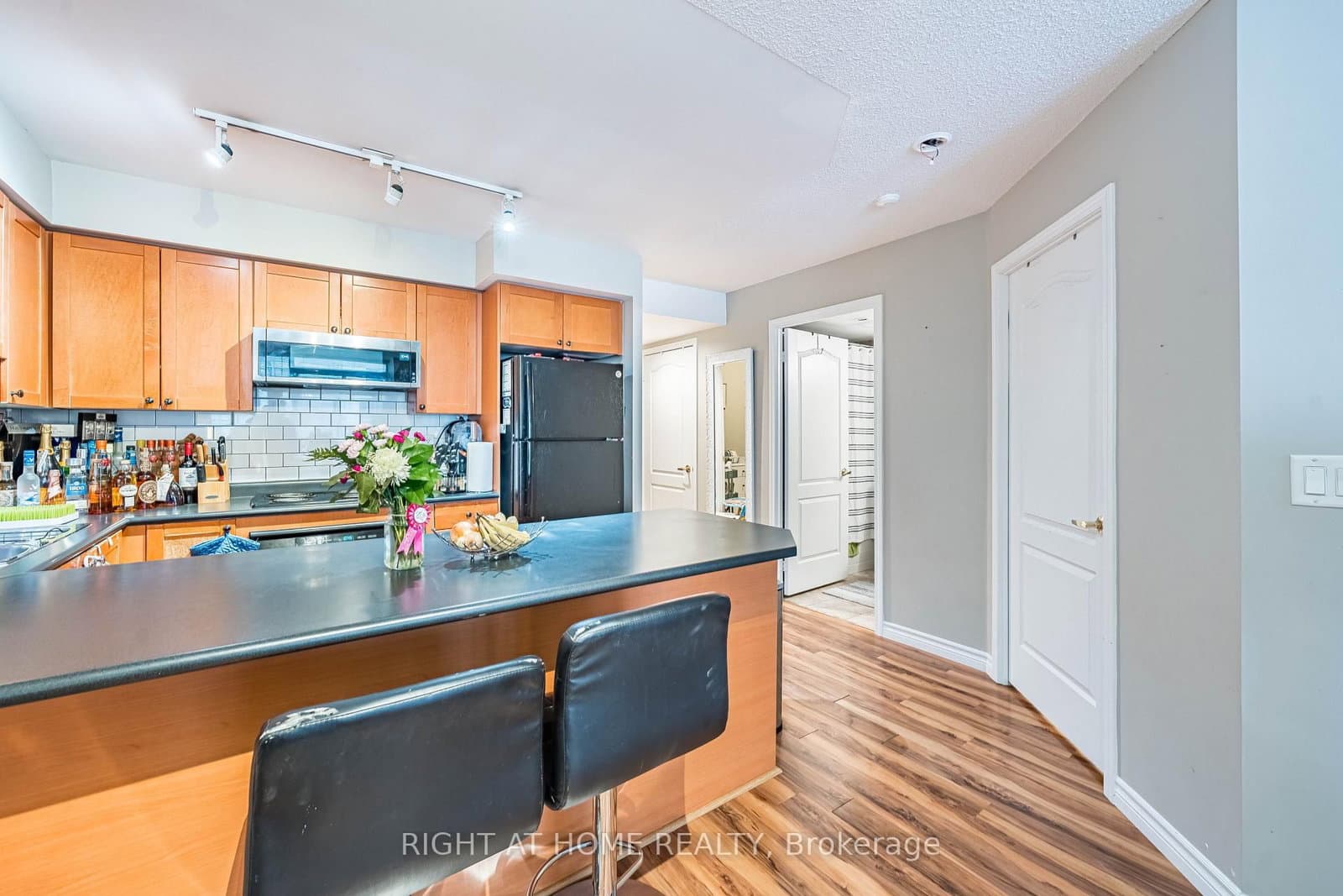 18 Stafford Street, Unit 602 thumbnail 16