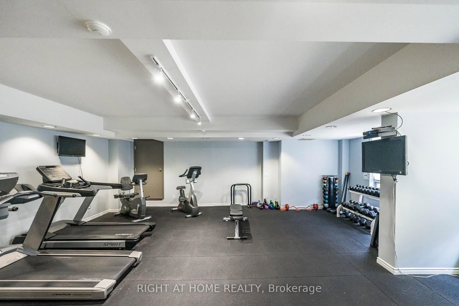 18 Stafford Street, Unit 602 thumbnail 39